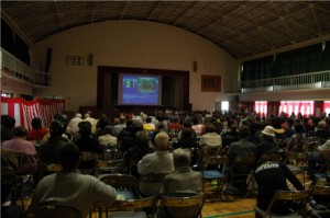 興居島の文化祭での講演会の様子